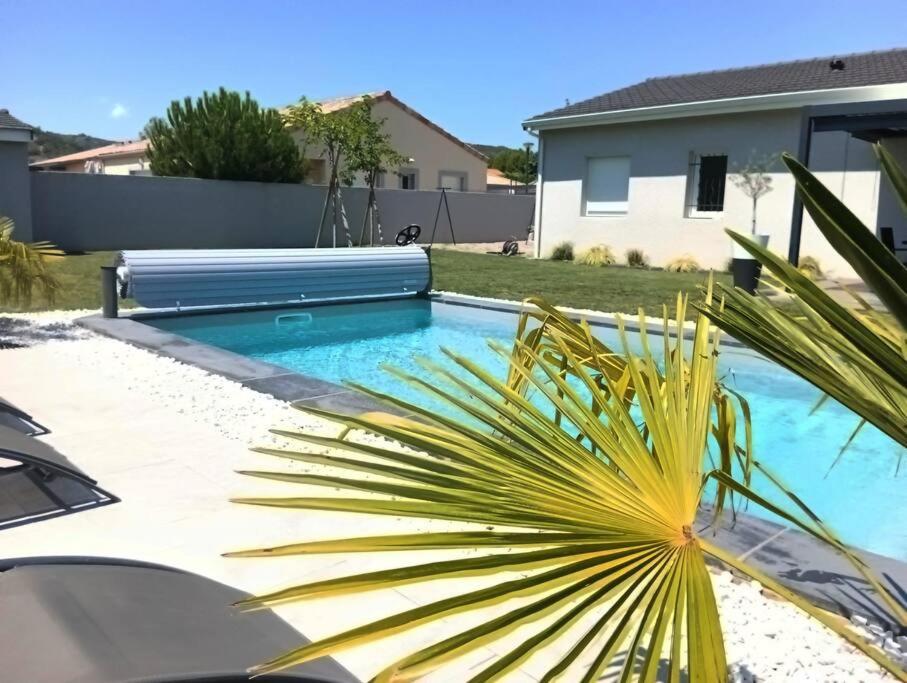 & Sdb Privee Avec Piscine En Bord De Via Rhona Apartment *